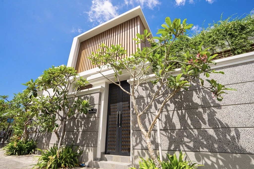 OLA VILLAS Devata Property