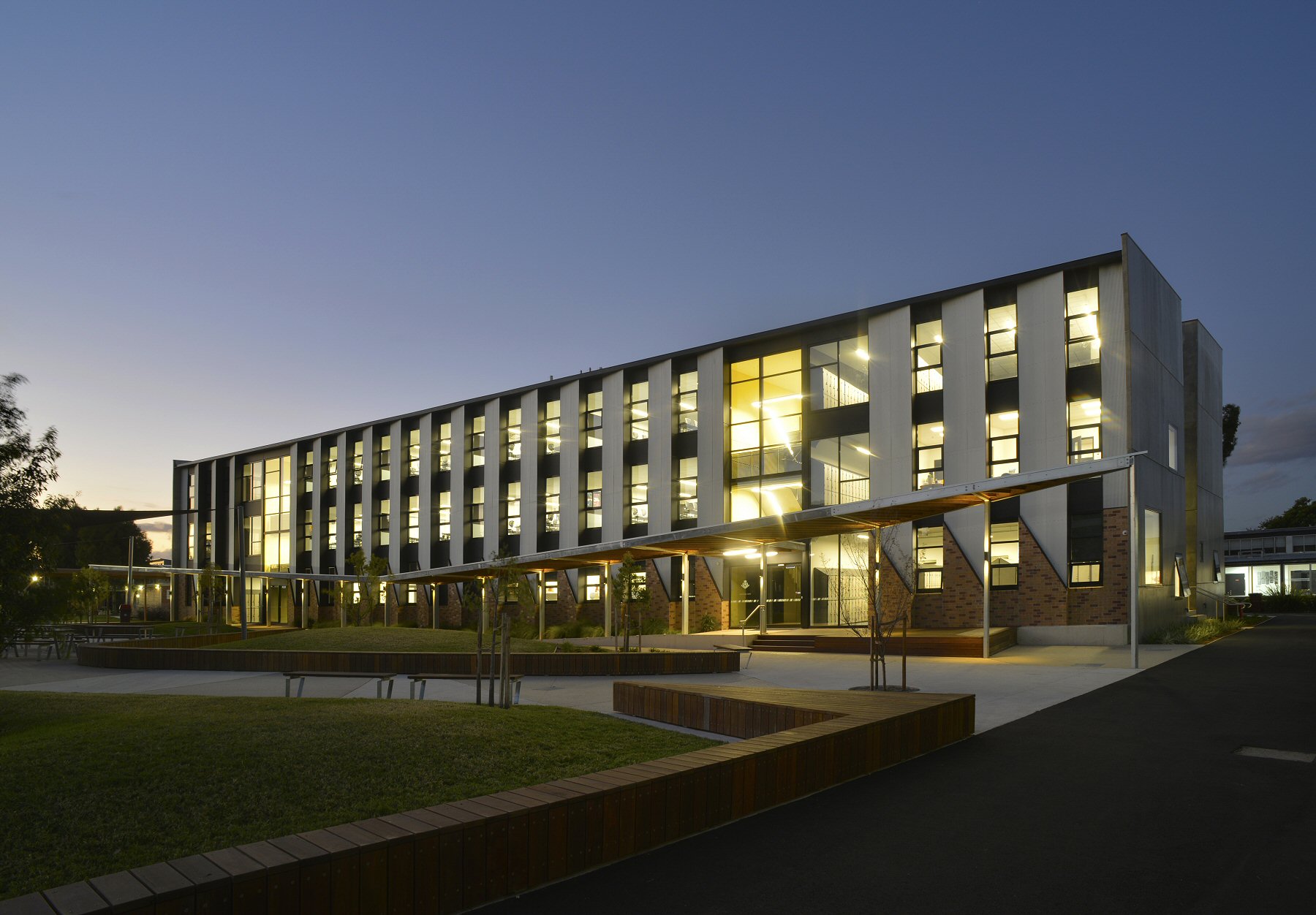 DEVCO McKinnon Secondary CollegeMcKinnon