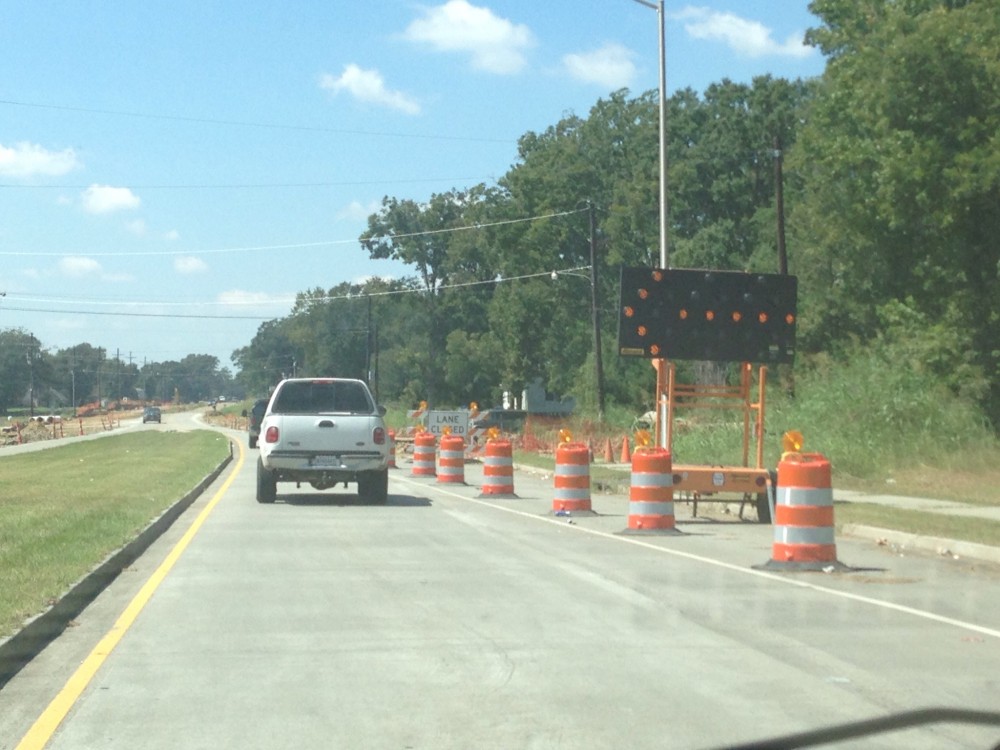 East Pont Des Mouton Road Work Developing Lafayette