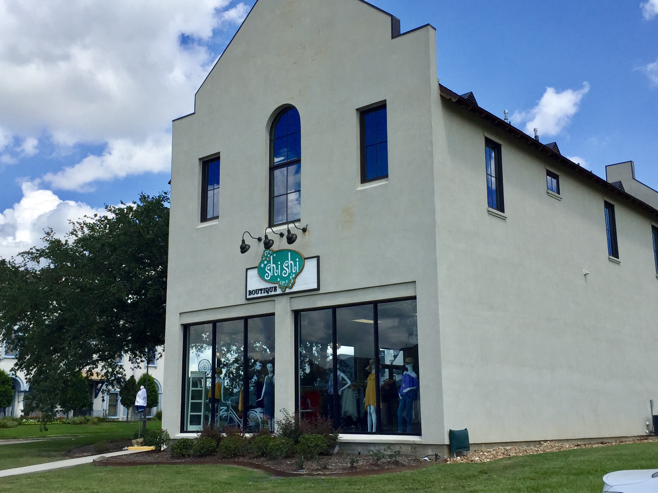New Mixed Use Building On Camellia Blvd. Developing Lafayette