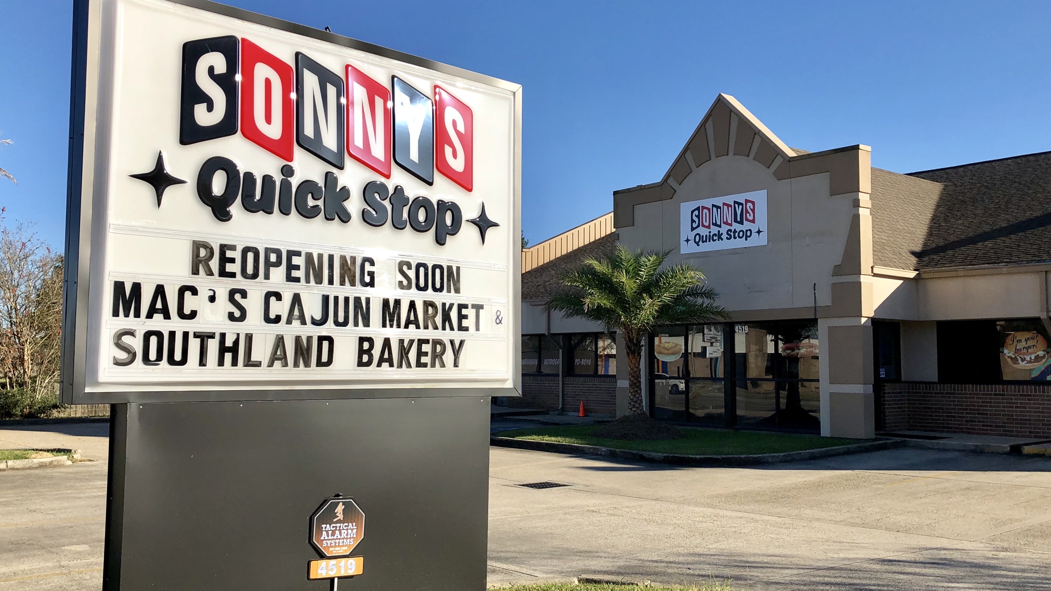 Mac’s Cajun Market Taking Former Sonny’s Quick Stop On W Congress