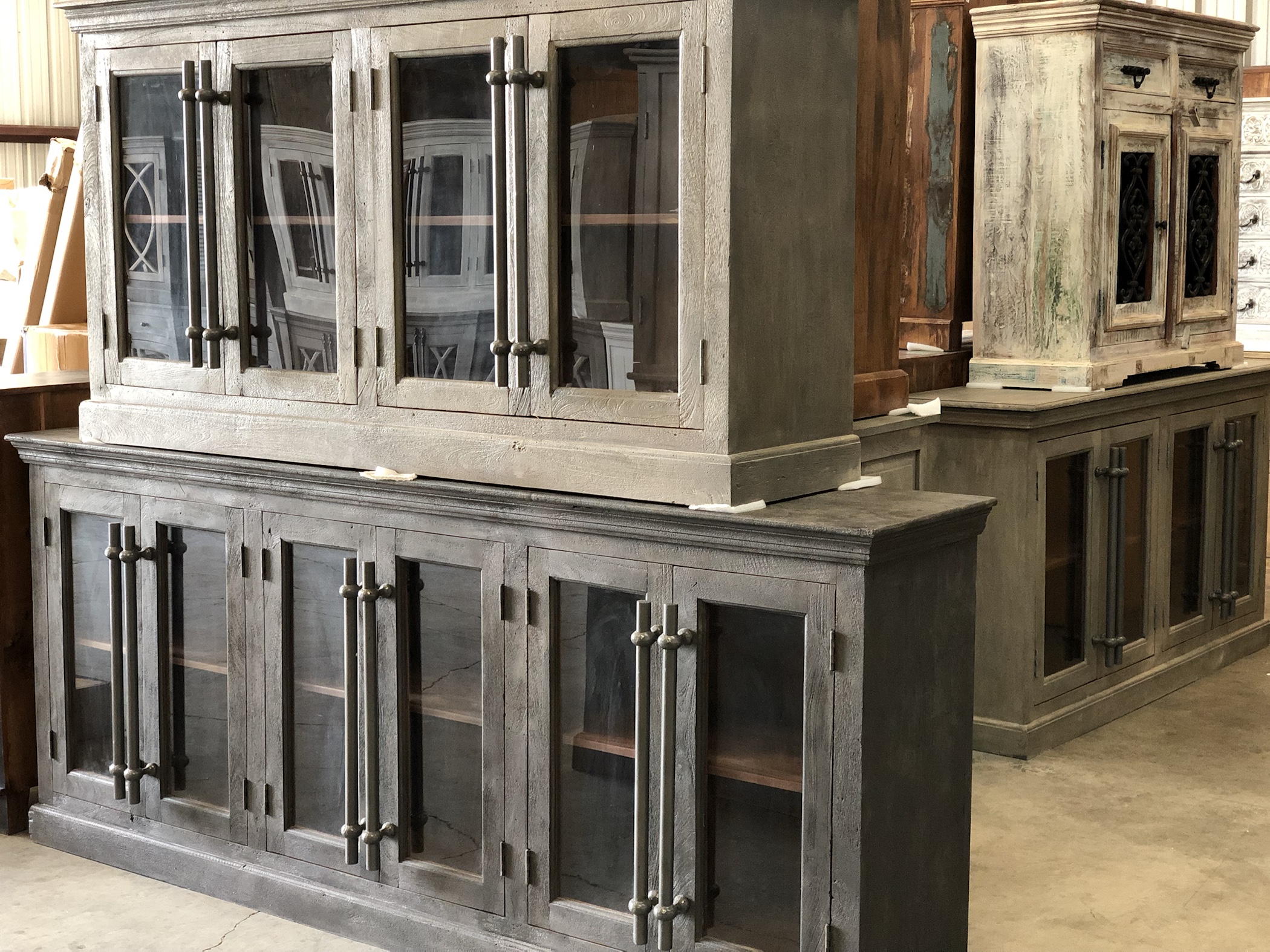 Custom Hardwood Retailer, Rustic House Furniture, Expands Into Lafayette Developing Lafayette
