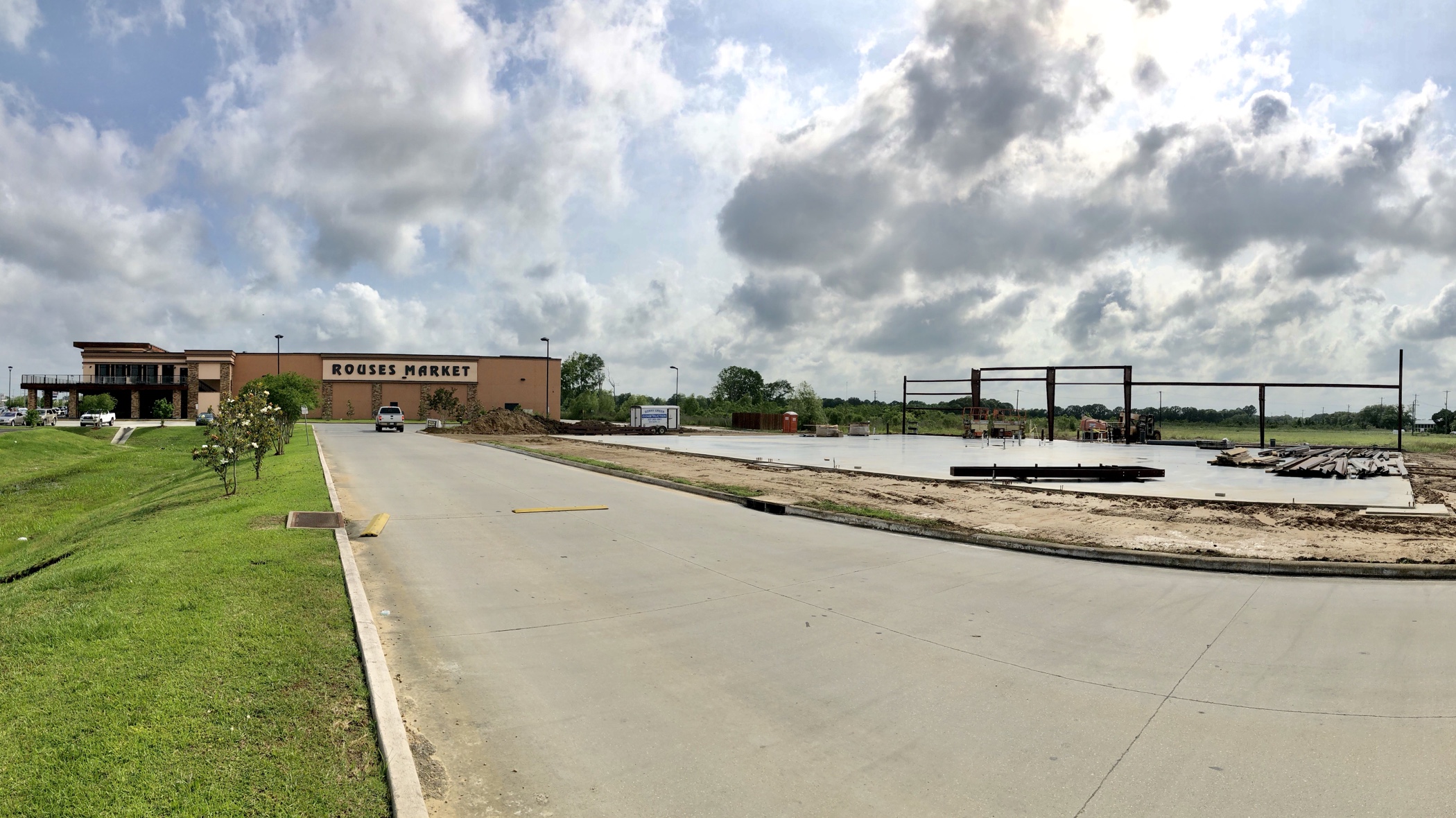 Sunbelt Lighting Building New Showroom At Johnston & Duhon Developing