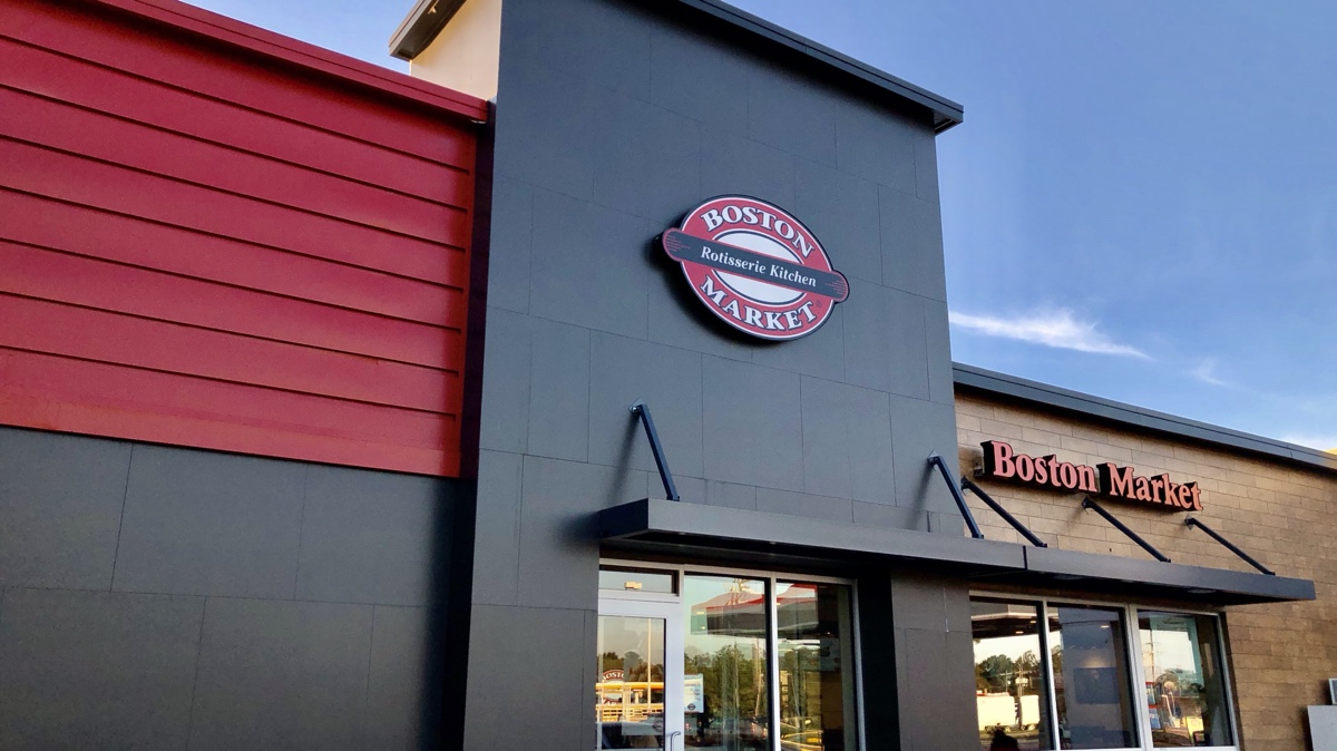 Boston Market Restaurant Now Open At I10 & N. University Ave