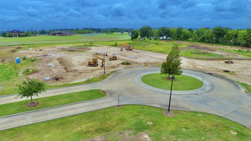 New Metairie Centre Construction, Townhomes In Youngsville Developing