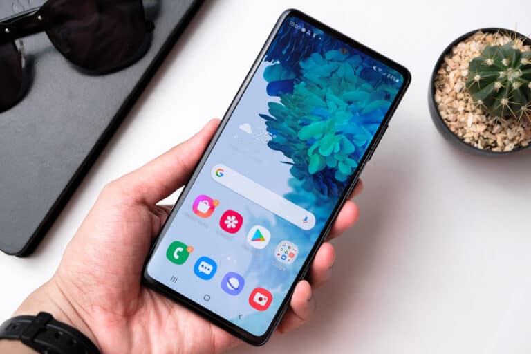 How To Turn On Roaming on Android (StepbyStep Guide) DeviceTests