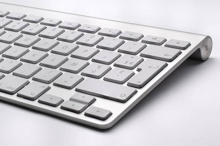How To Reset Apple Keyboard (StepbyStep Instructions) DeviceTests