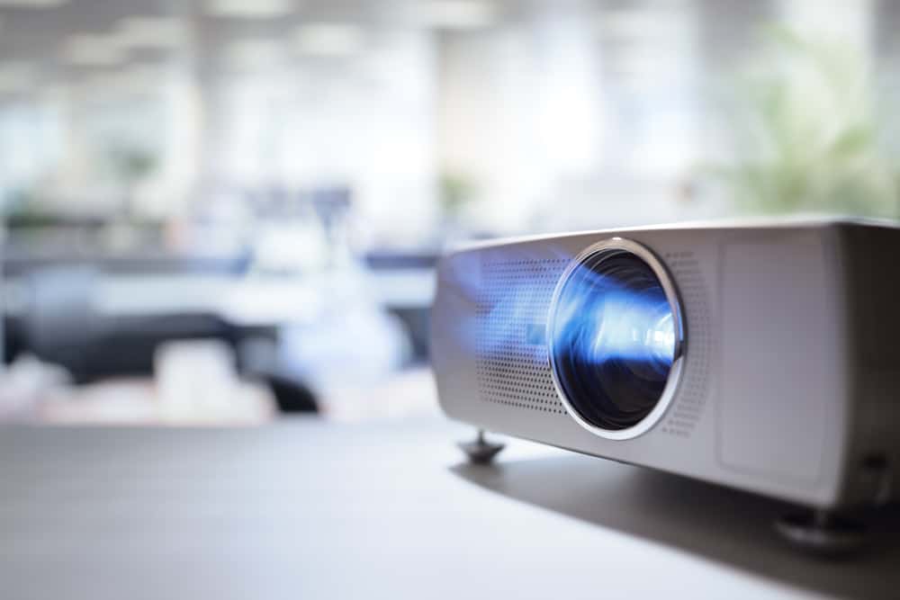 How To Connect a Laptop to a Projector (StepbyStep Guide) DeviceTests