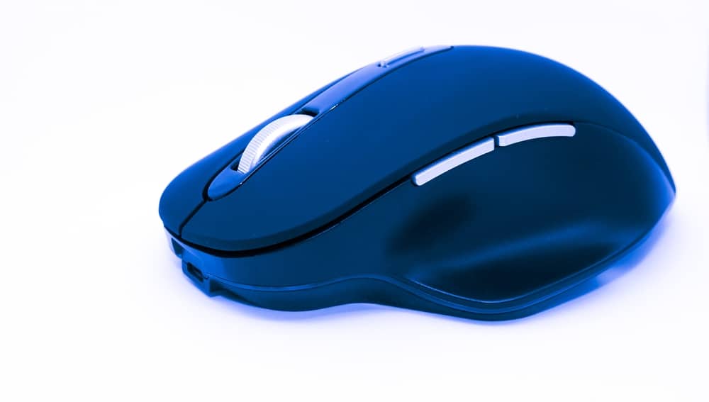 What Do the Side Buttons on a Mouse Do? DeviceTests