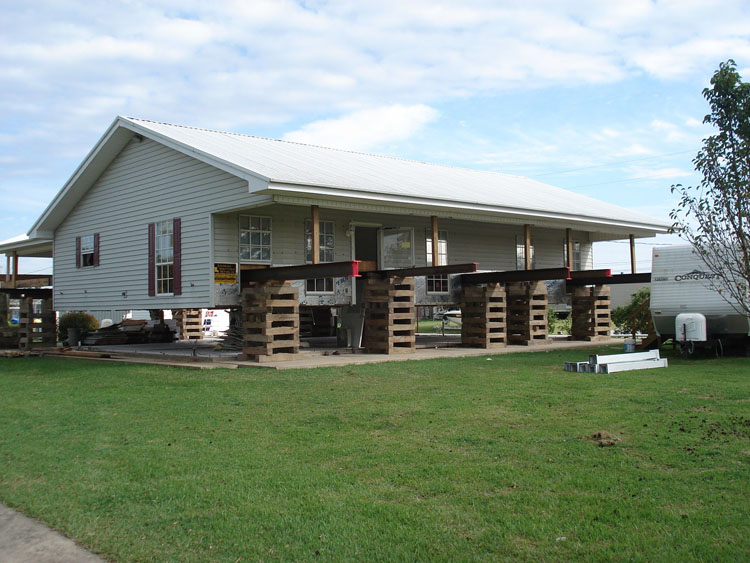 DeVillier House Movers and Leveling Specializing in building Pier and