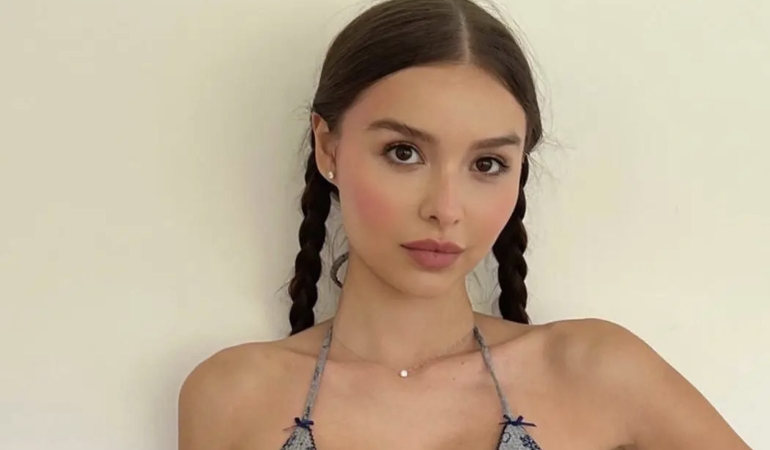 Sophie Mudd A Model Redefining the Business of Social Media