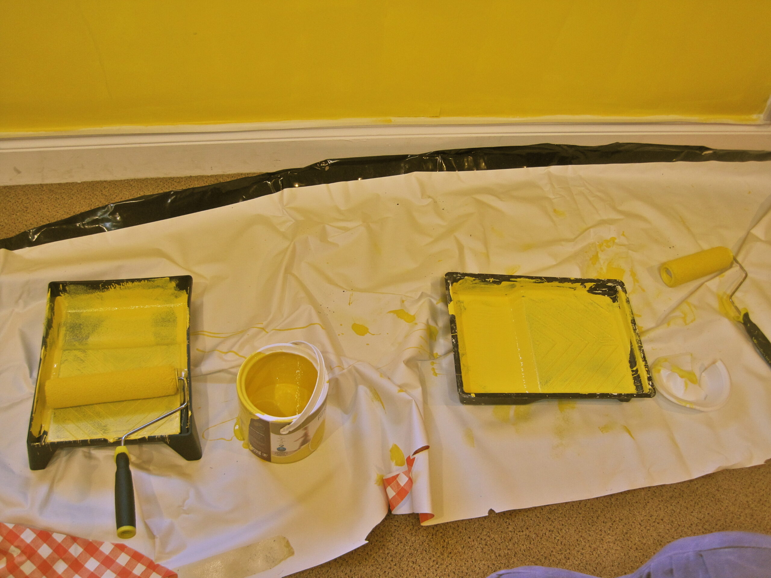 Paint It Yellow Building The Shifting Set