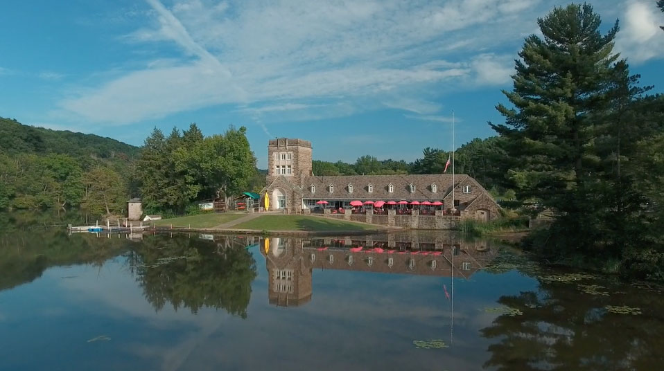 Devlin's Pointe Apartments & Townhomes Gallery