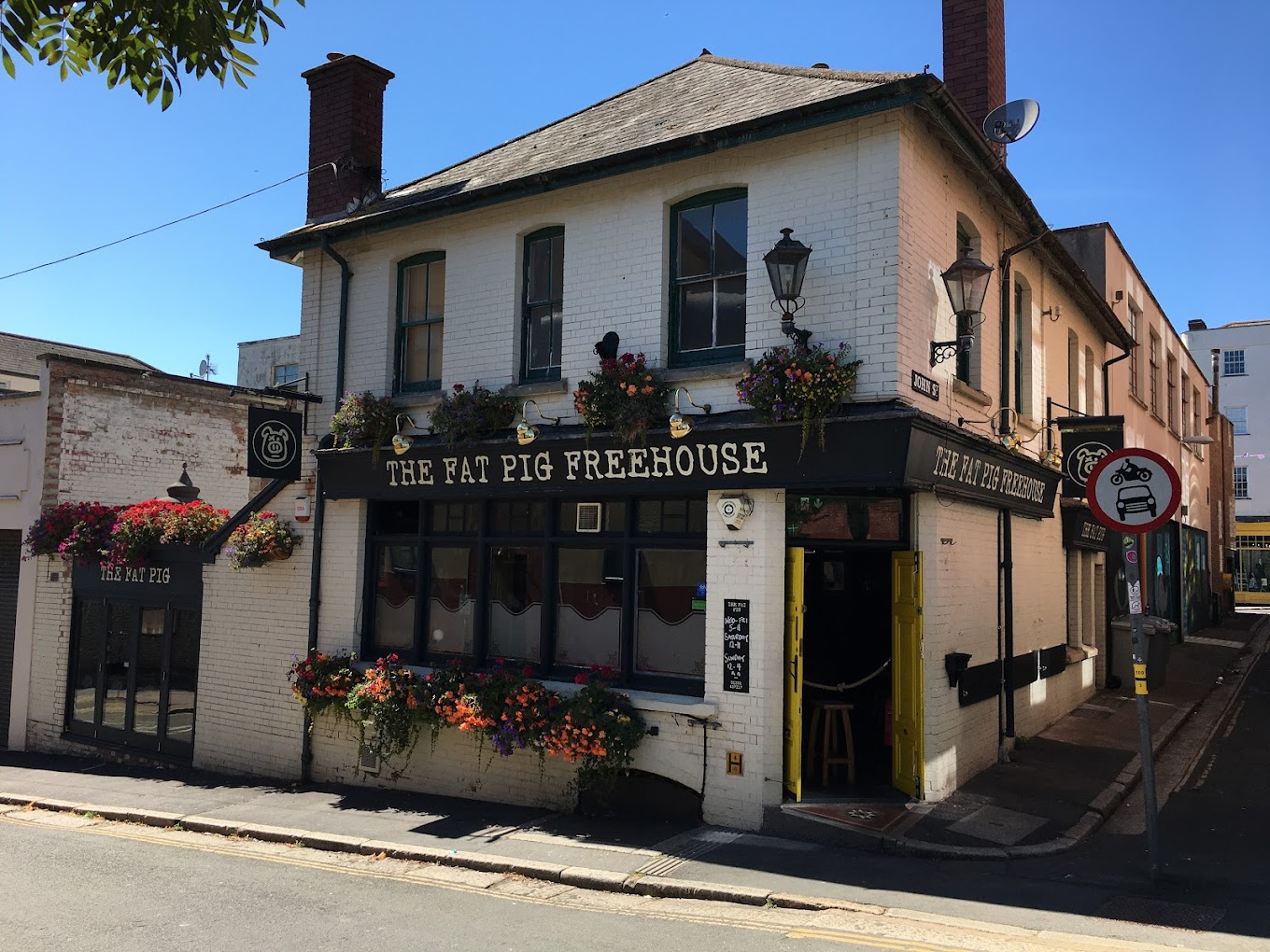 Fat Pig Exeter Devon Pubs The Best Pub Directory in the South West!