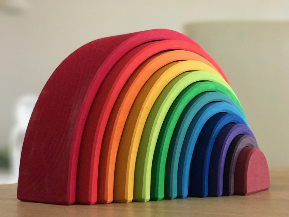 Review Grimm’s Rainbow (12 Pieces) DEVON MAMA