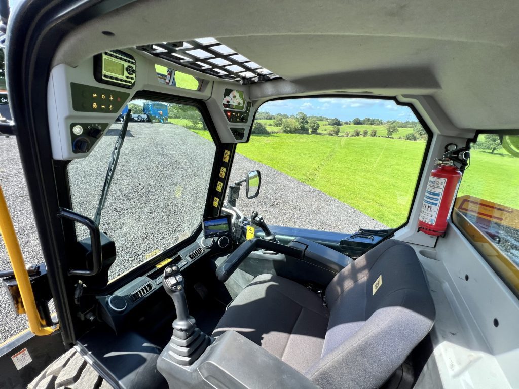 JCB 300 Eco Powerboom Skidsteer Loader For Sale Dewhurst Agricultural