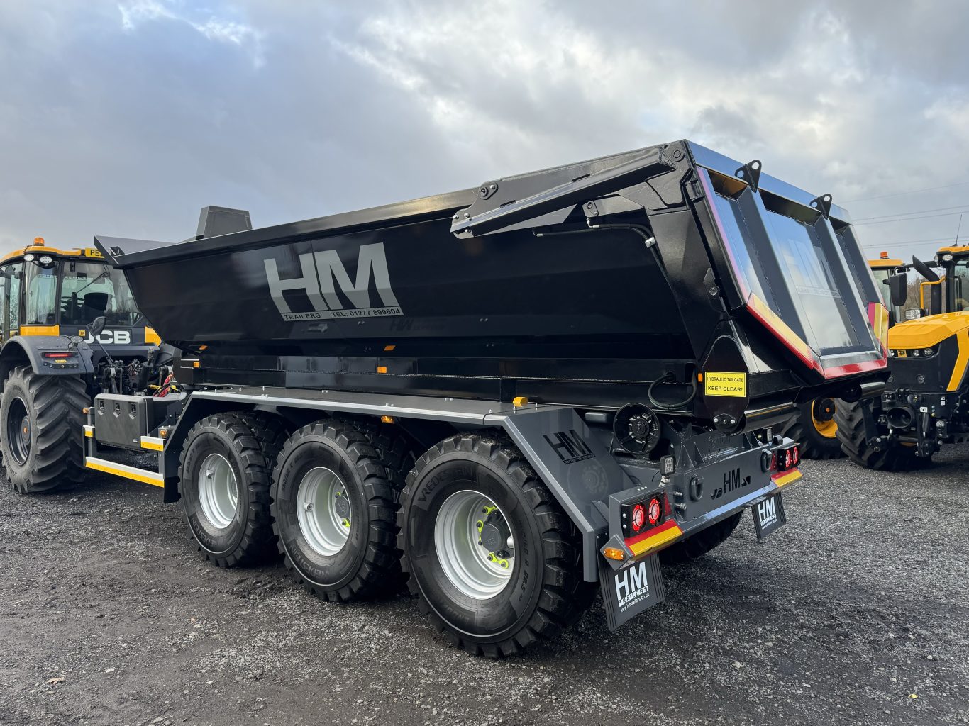 2024 HM Trailers 20 Ton Tri Axle Hooklift Trailer For Sale Dewhurst