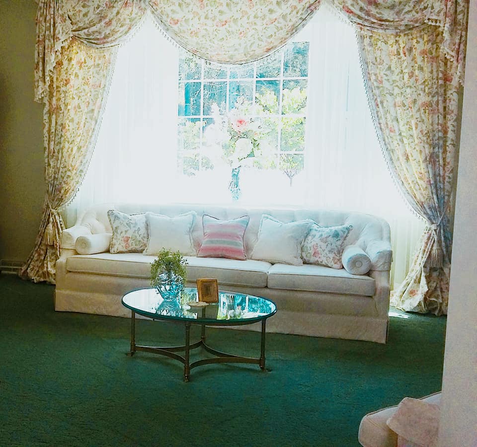 Gallery DeWitt Cleaning