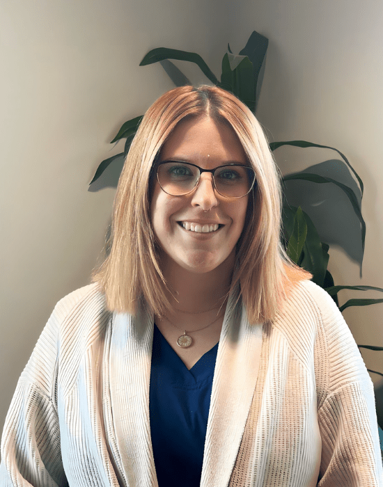 Veterinarian In DeWitt, MI 48820 DeWitt Veterinary Hospitals, P.C.