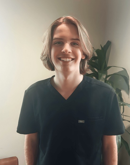 Veterinarian In DeWitt, MI 48820 DeWitt Veterinary Hospitals, P.C.