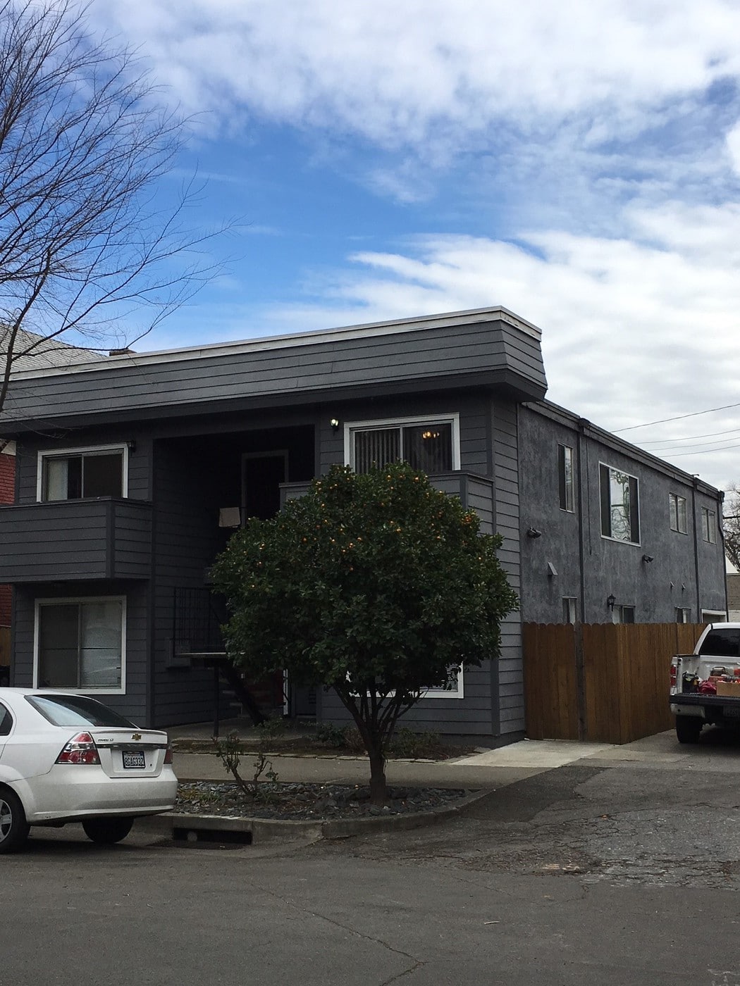 715 19th Street DE WOLF REALTY CO