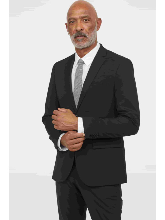 WHERE TO SHOP ORIGINAL AUTHENTIC BLAZERS & SUITS FOR MEN IN LAGOS