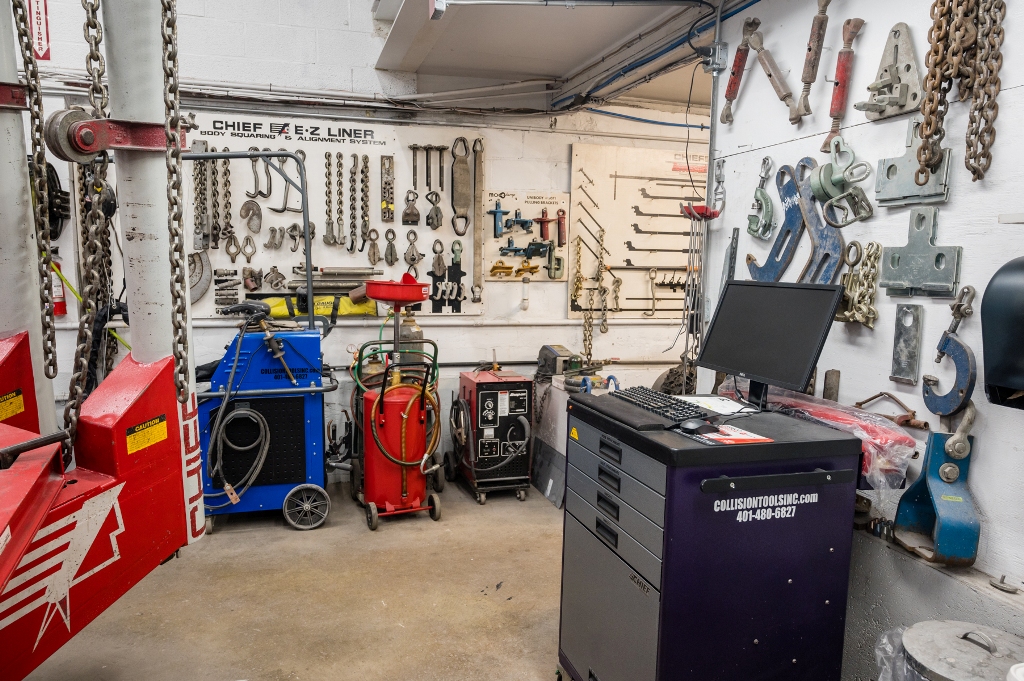 Photos Dexter Accident Repair Center