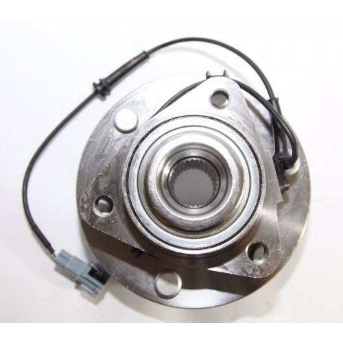 Front Wheel Hub for Nissan 0507 Armada/0407 Titan/04 Pathfinder With
