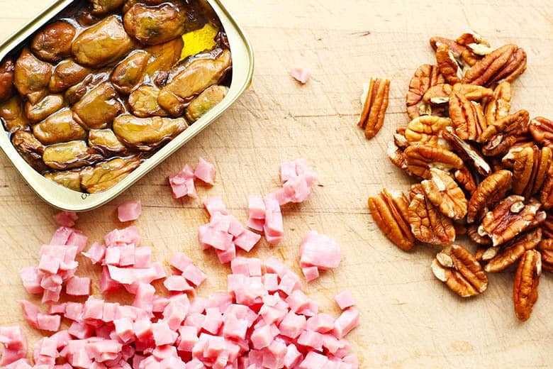 A simple, traditional Cheater Stuffing Recipe with Smoked Oysters, Ham