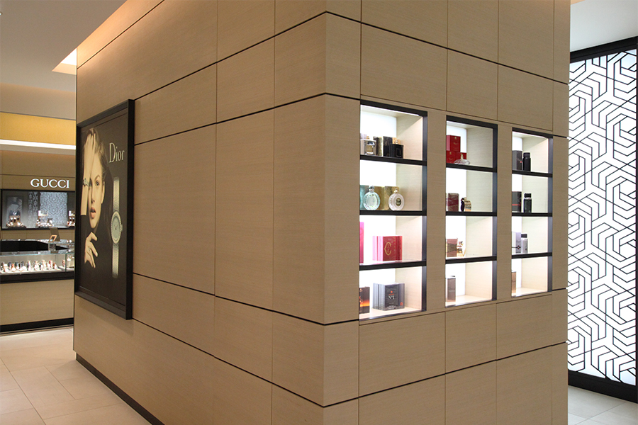 TRAFALGAR MULTI BRAND JEWELRY STORE AVENUES KUWAIT Dfineline