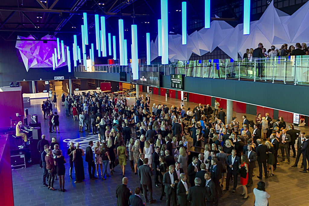 THE QUBE vant pris for Â«Beste storarenaÂ» Dfly