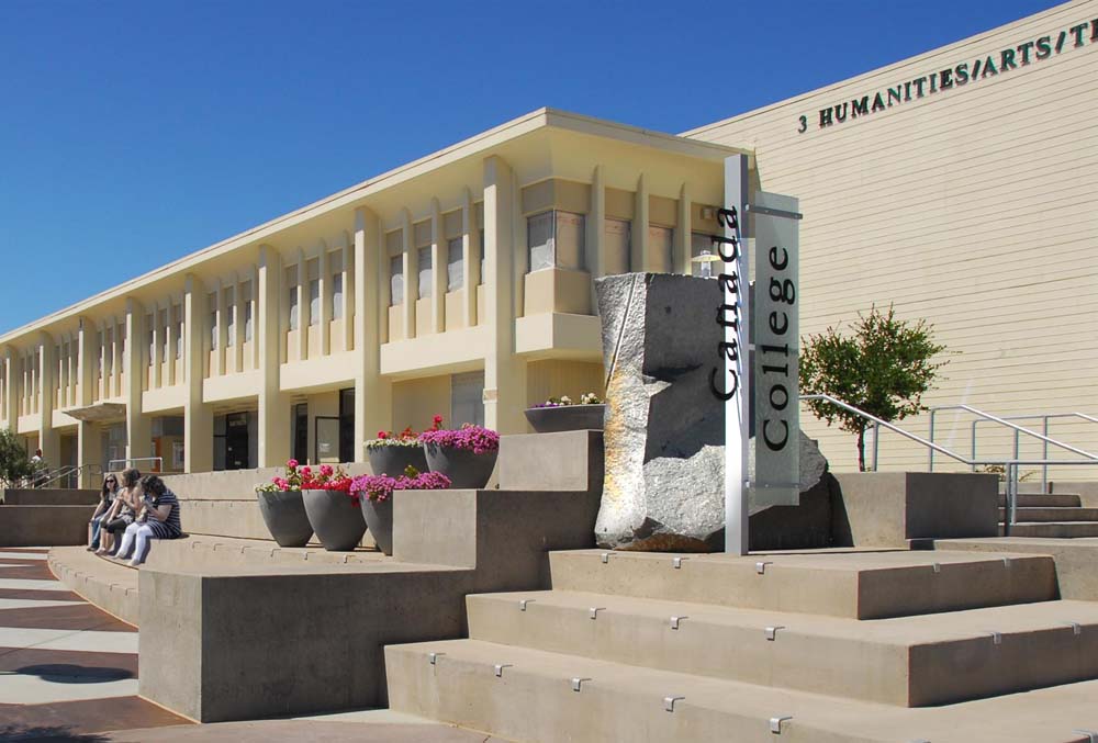 Wayfinding and Signage Support Gates and Associates