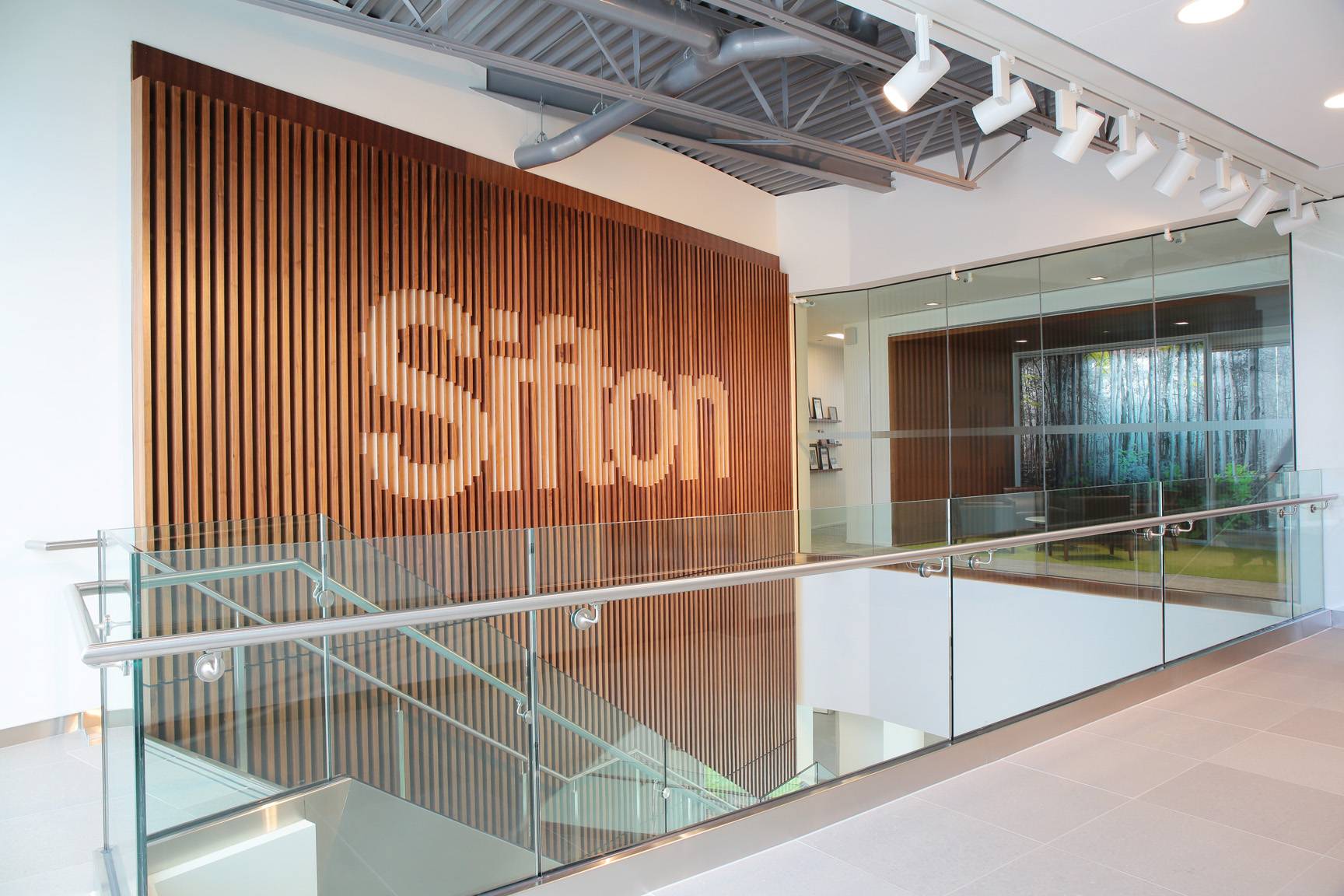 Sifton Centre Corporate Head Office & Presentation Centre D. Grant
