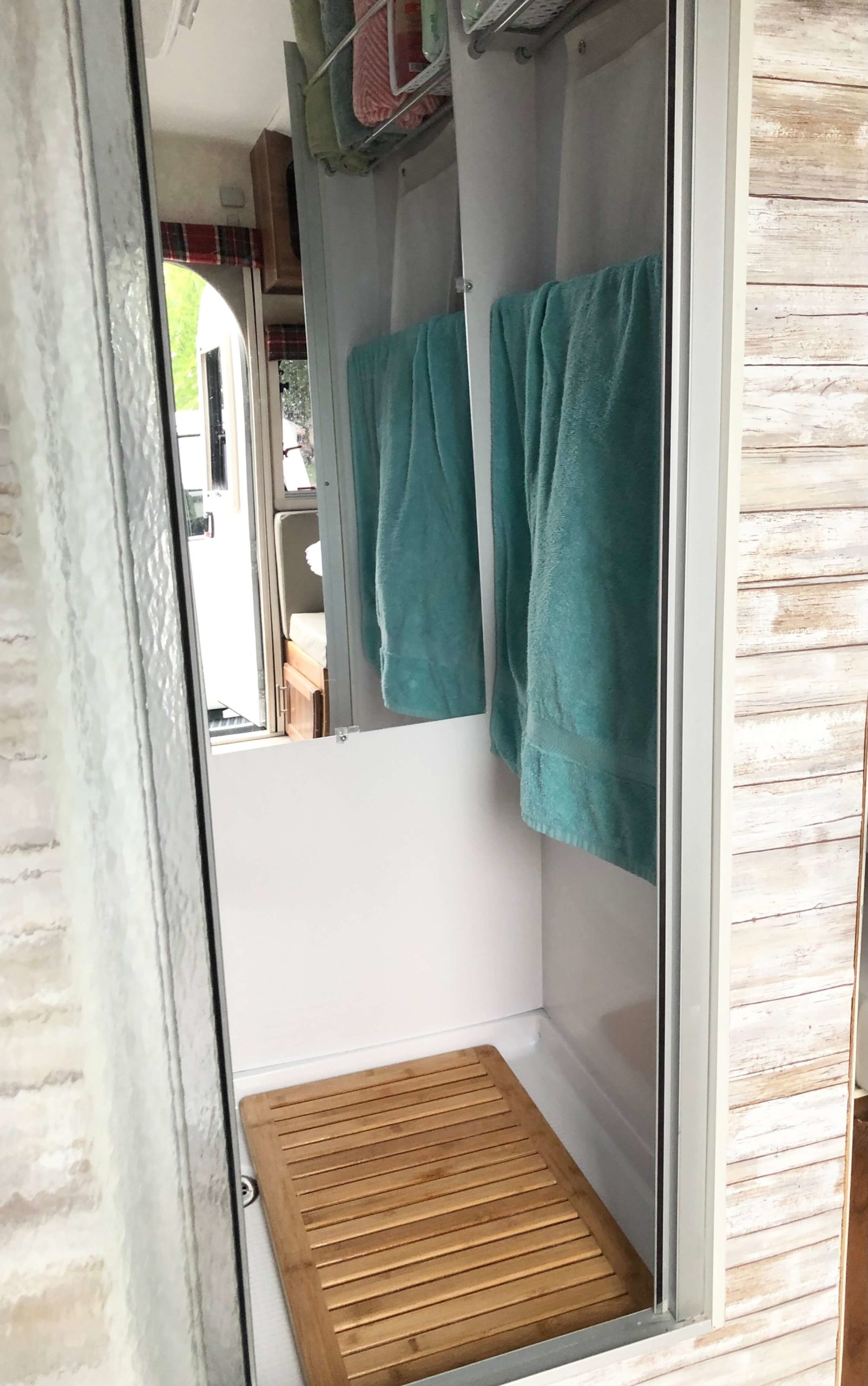 6 tips for loving your RV wet bath