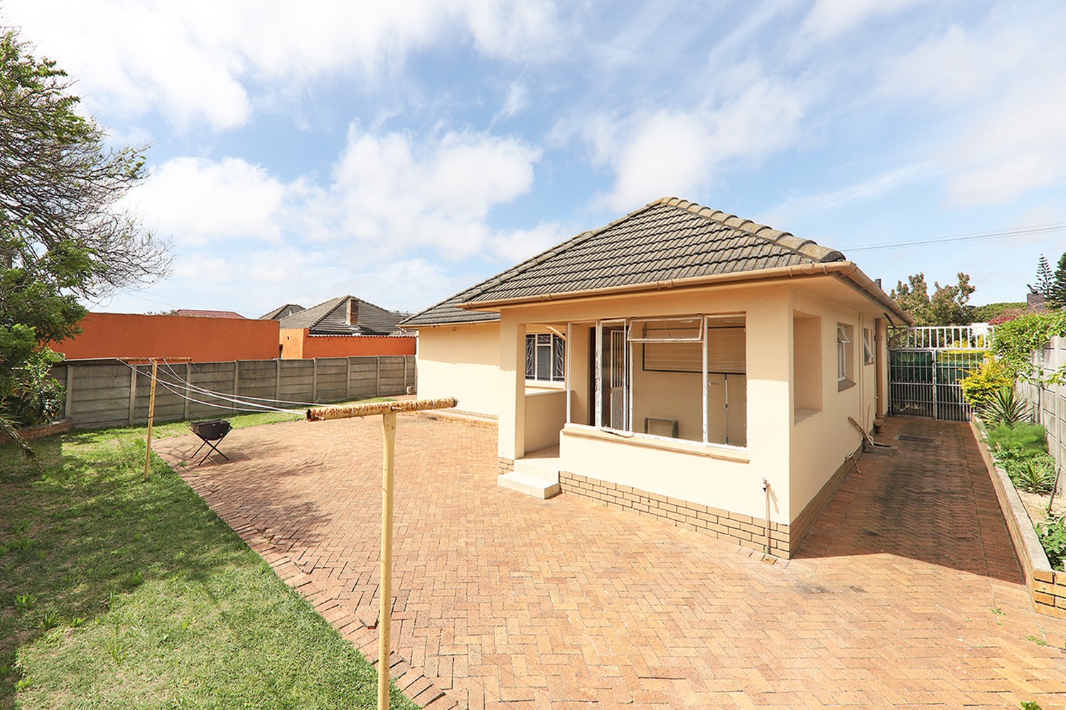 3 Bed Home For Sale in Hazendal (R 1,950,000)