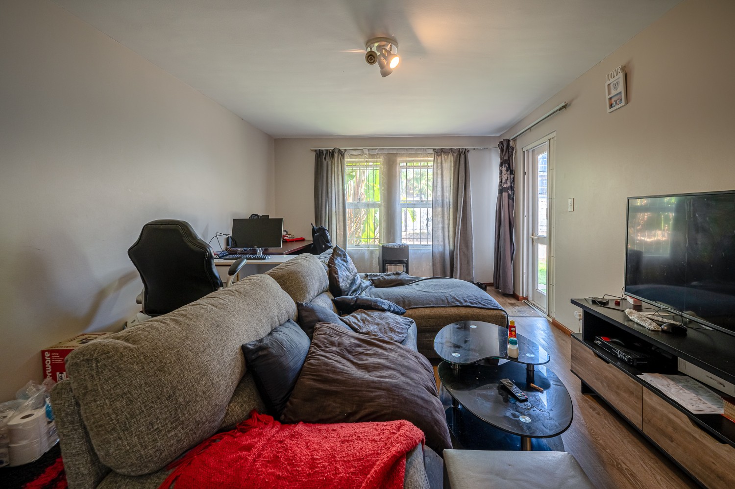 2 Bed Apartment For Sale in Durbanville Central (R 1,195,000)