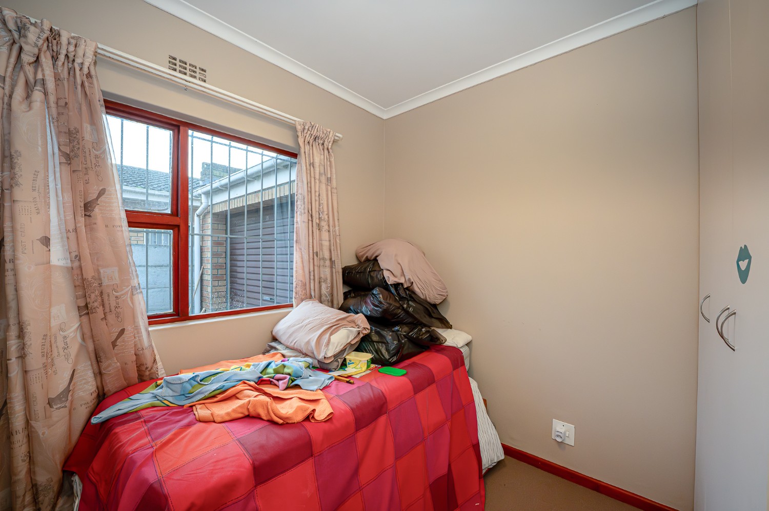 3 Bed Home For Sale in Windsor Park Estate (R 1,650,000)