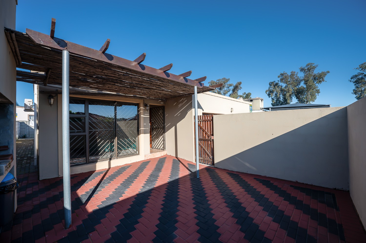 3 Bed Home For Sale in Vredelust (R 1,859,000)