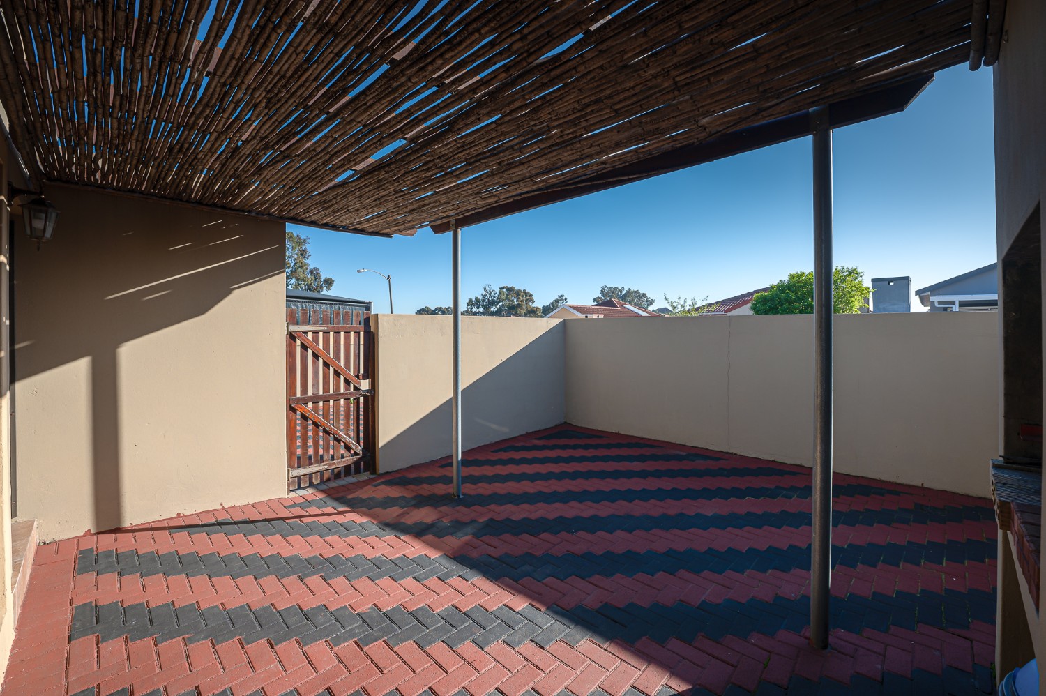 3 Bed Home For Sale in Vredelust (R 1,859,000)