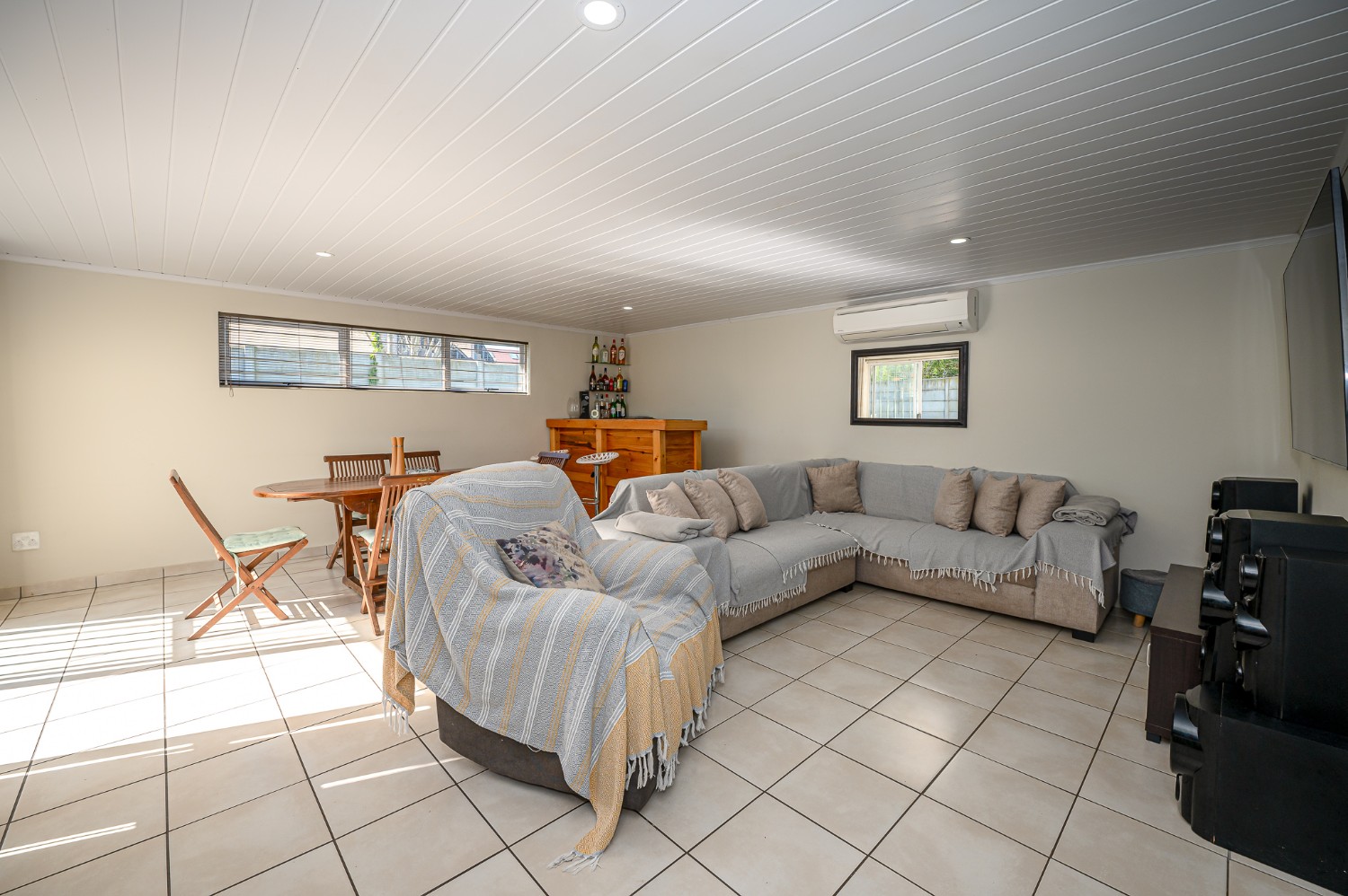 3 Bed Home For Sale in Viking Village (R 1,899,000)