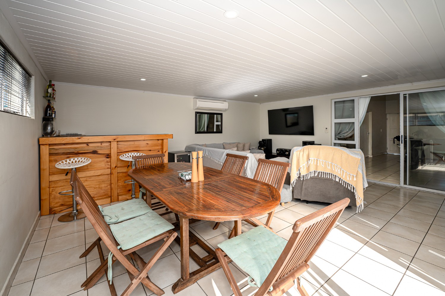 3 Bed Home For Sale in Viking Village (R 1,899,000)