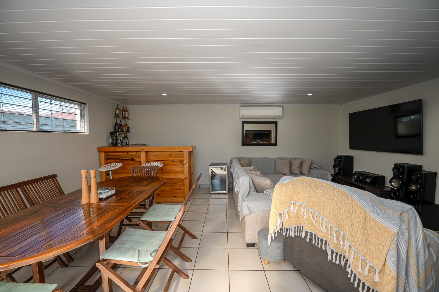 3 Bed Home For Sale in Viking Village (R 1,950,000)
