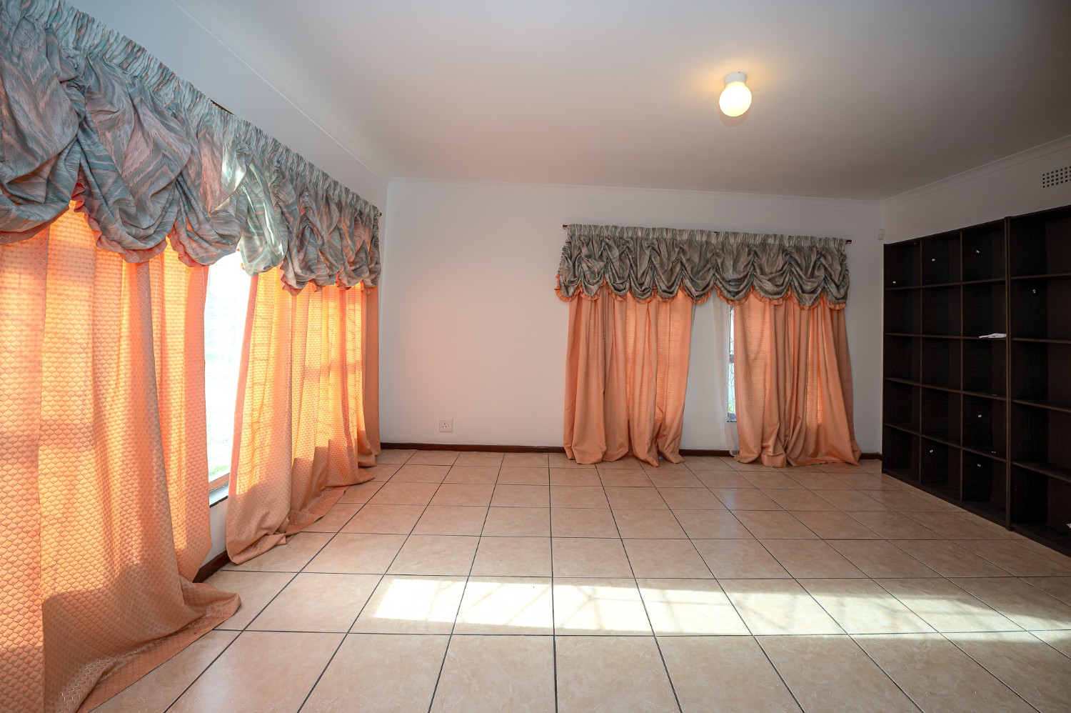 3 Bed Home For Sale in Bernadino Heights (R 1,450,000)