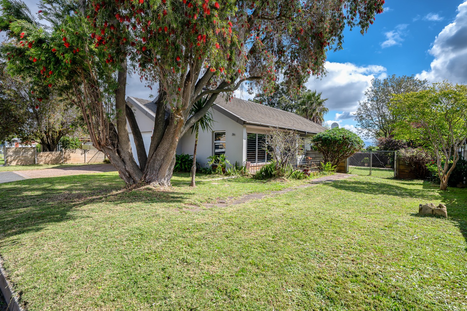 3 Bed Home For Sale in Silver Oaks (R 2,249,000)