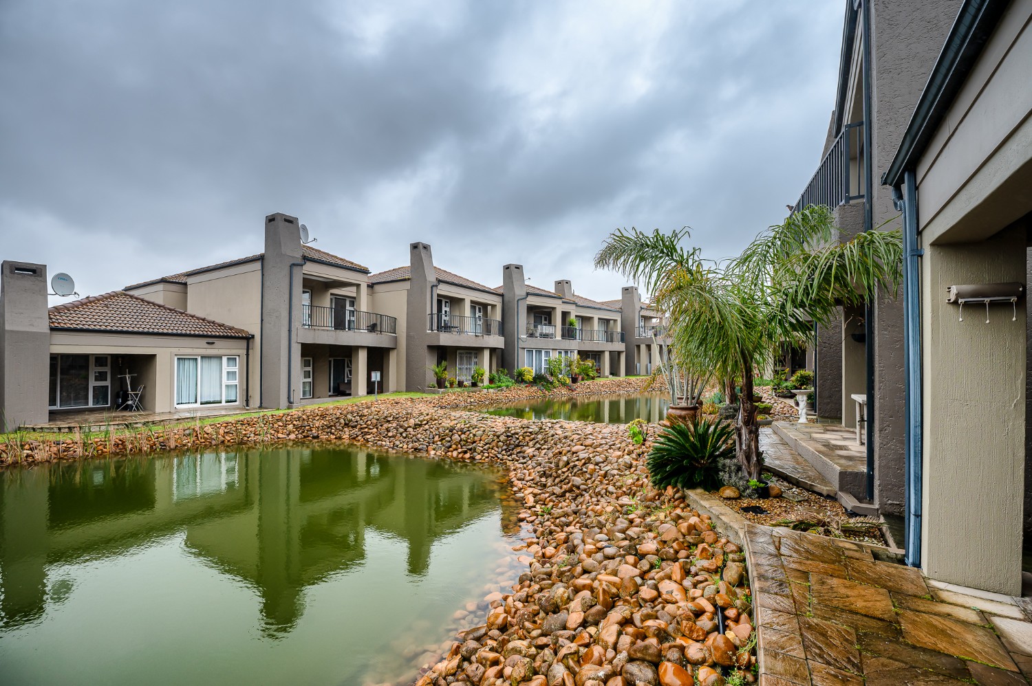 2 Bed Home For Sale in Brackenfell South (R 1,780,000)