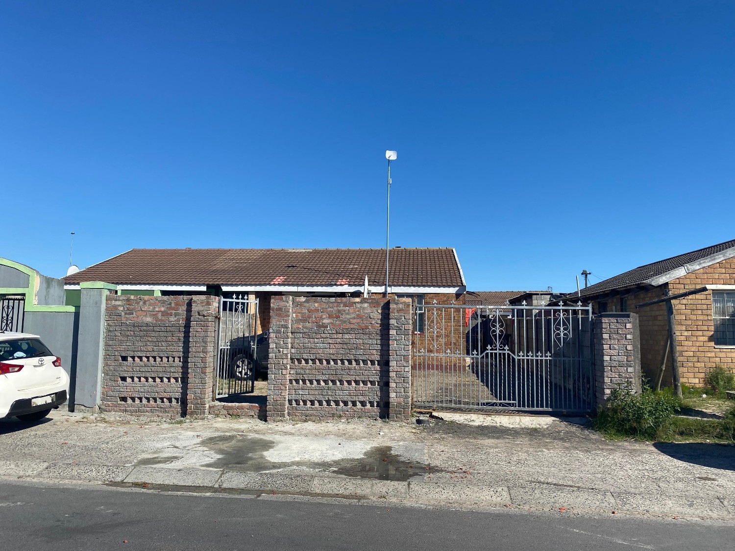 3 Bed Home For Sale in Nyanga (R 630,000)