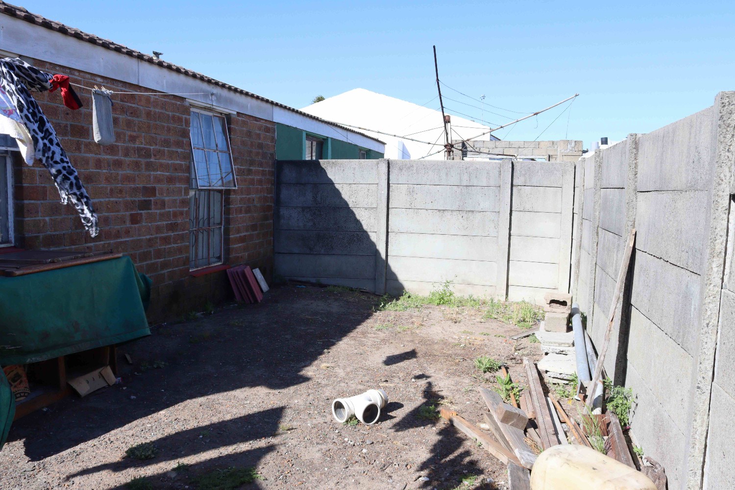 3 Bed Home For Sale in Nyanga (R 630,000)