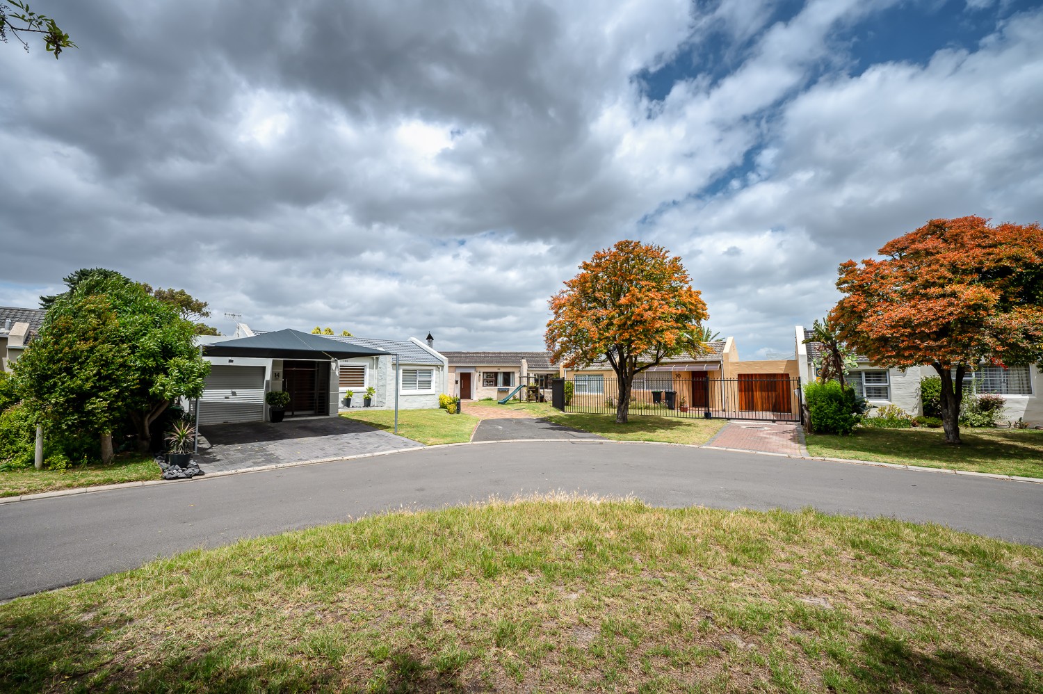 3 Bed Home For Sale in Edgemead (R 2,270,000)