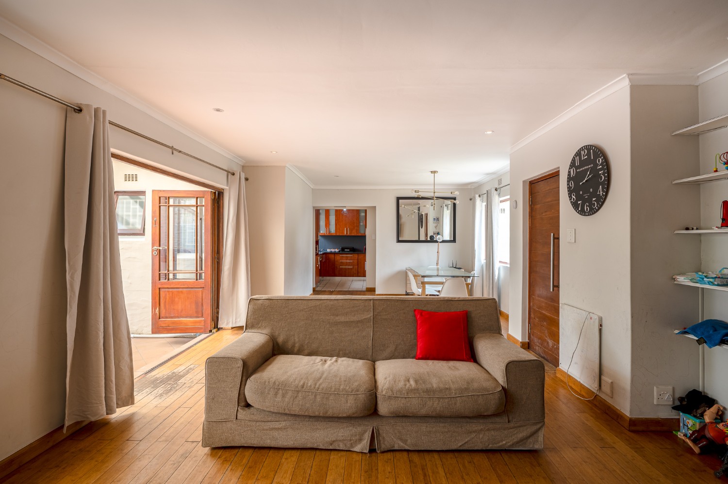 3 Bed Home For Sale in Edgemead (R 2,270,000)