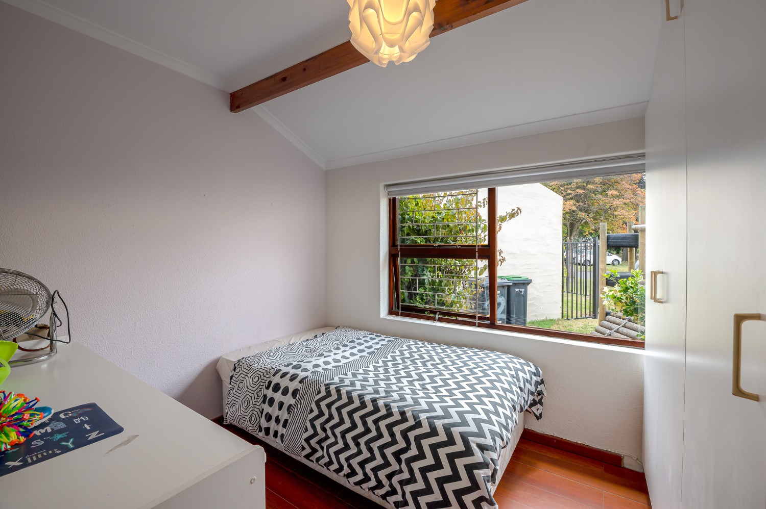 3 Bed Home For Sale in Edgemead (R 2,270,000)